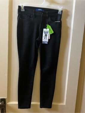 Black Skinny Jeans